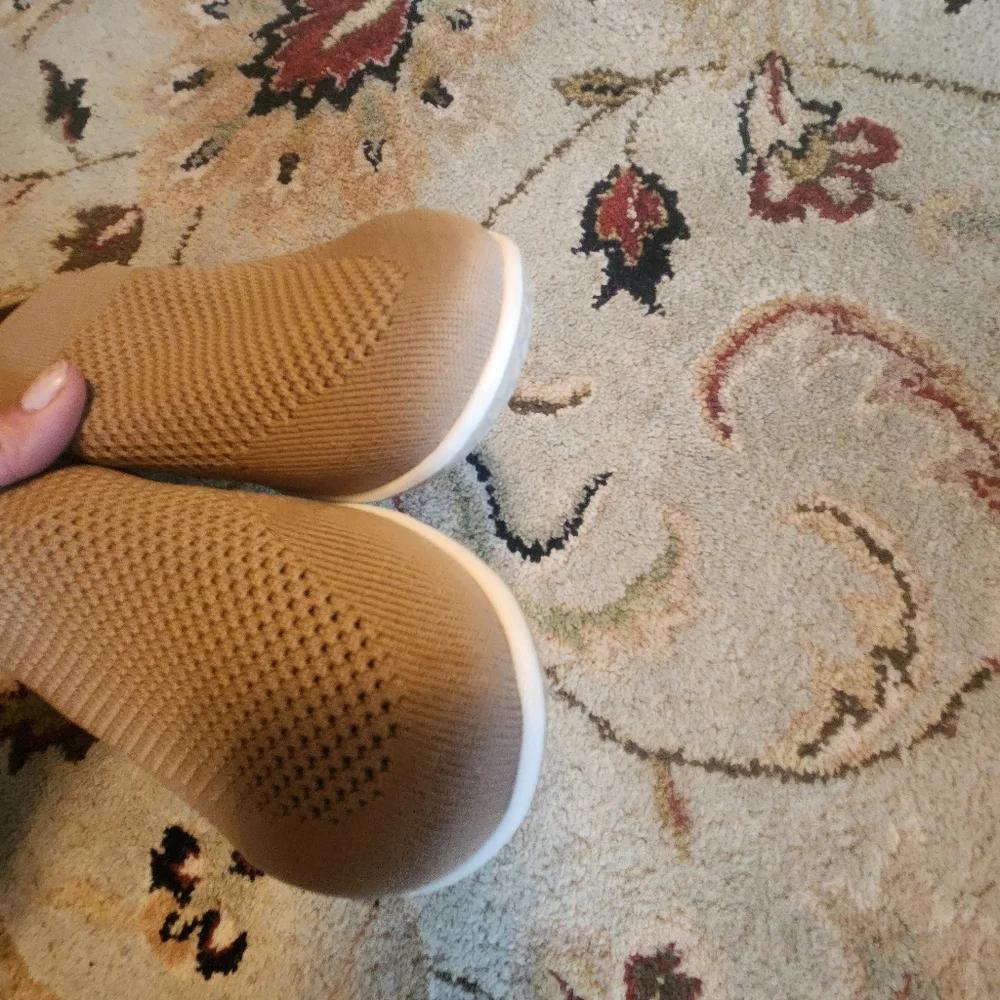 David Tate Gossip sneakers, ivory, size 10, never worn. Nordstrom